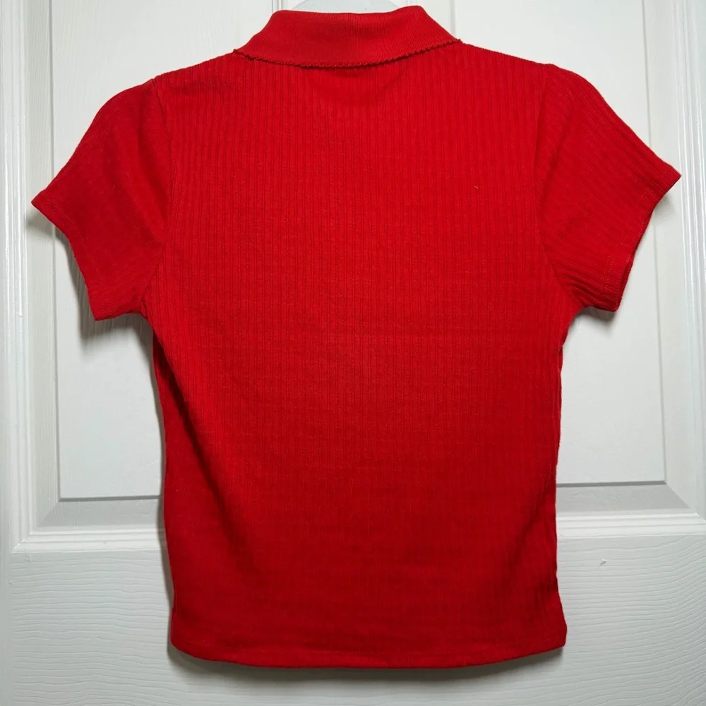 Red Collared Button-Up Top - Picture 7 of 9